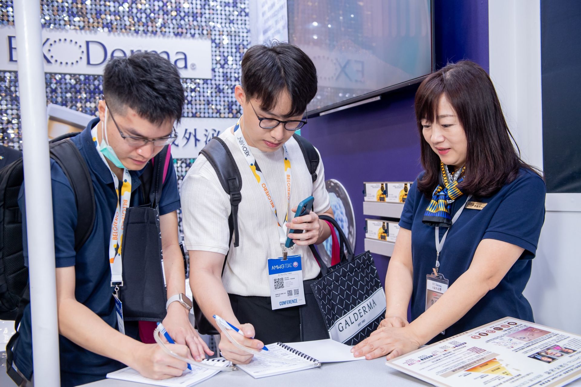 媄皮思在AMWC 台灣唯一人類來源 0歲外泌體